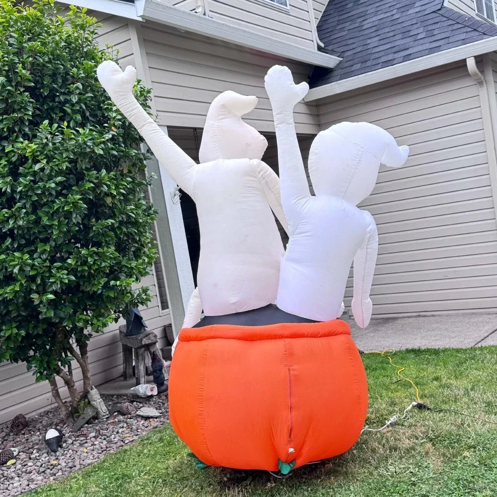 Gemmy air blown inflatable 8 ft Tall Halloween‎ yard Decore 3 Ghosts In pumpkin